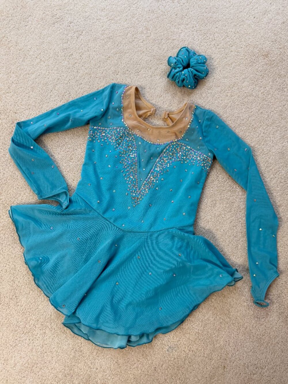 Pre-Owned Green Crystal Figure Skating Dress Approx. Girls 8–10